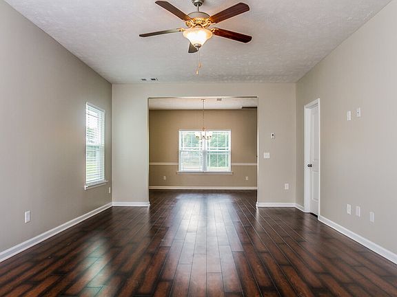 2nd image of 2923 Painted Pony Dr