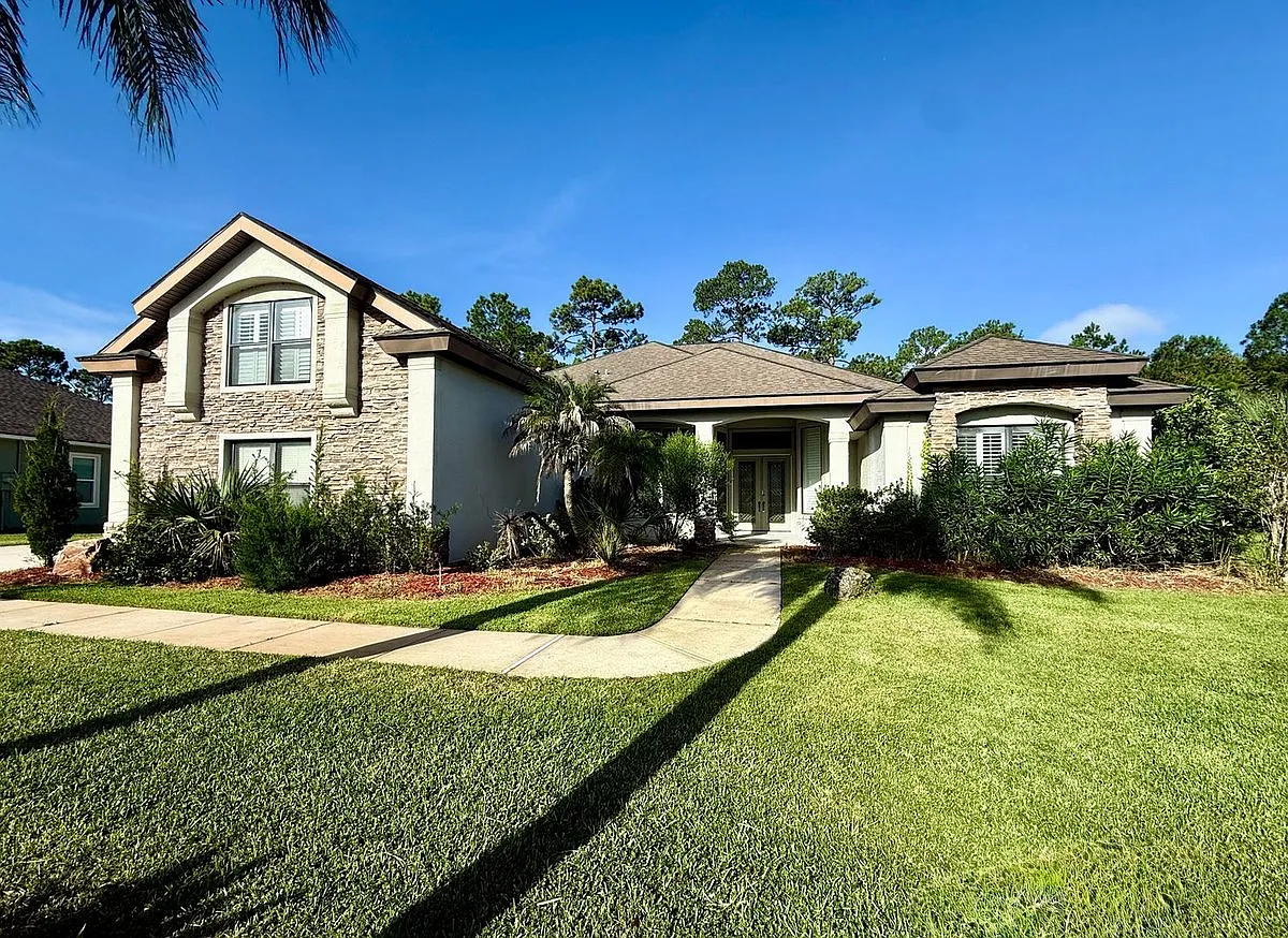 971 Stone Lake Dr — Photo 1