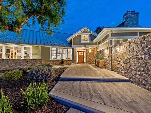 22 Estaban Dr, Camarillo, CA 93010