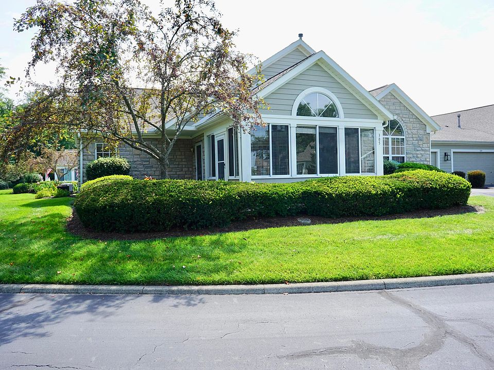 1st image of 305 Park Woods Ln
