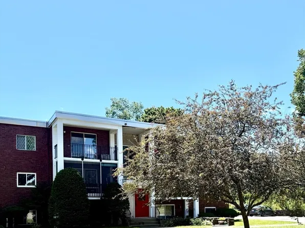 144 West St APT 25, Leominster, MA 01453