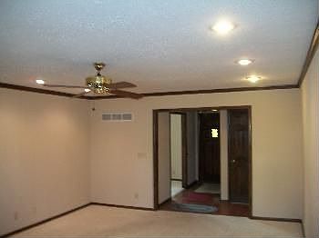3rd image of 12200 E 58th Pl