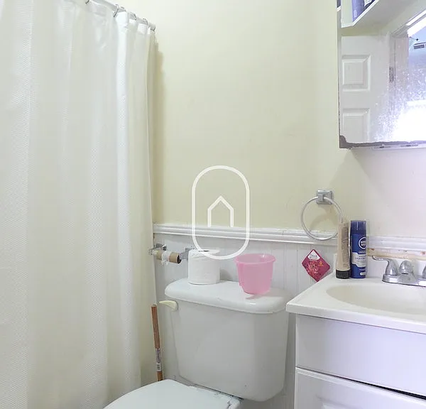 34 Williams St — Photo 8