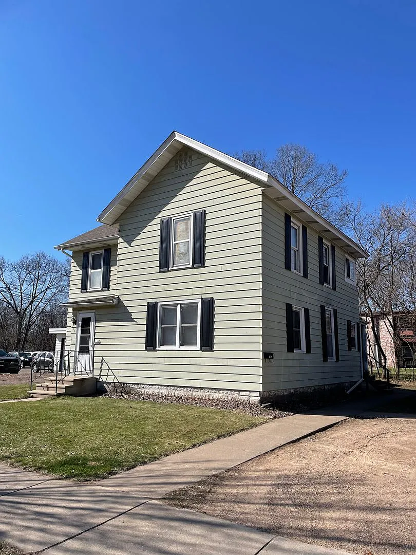 1214 S Dewey Street — Photo 2