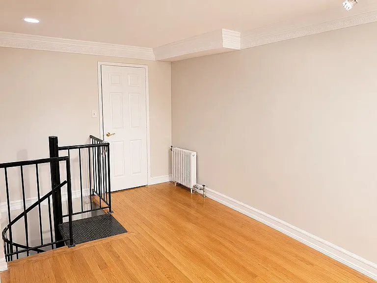 126 W 82nd St #1 — Photo 3