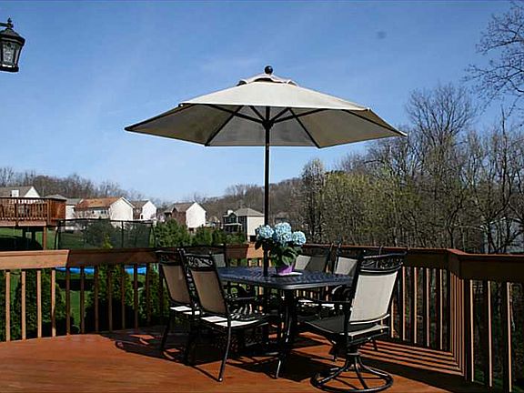 4th image of 195 Autumn Hill Dr
