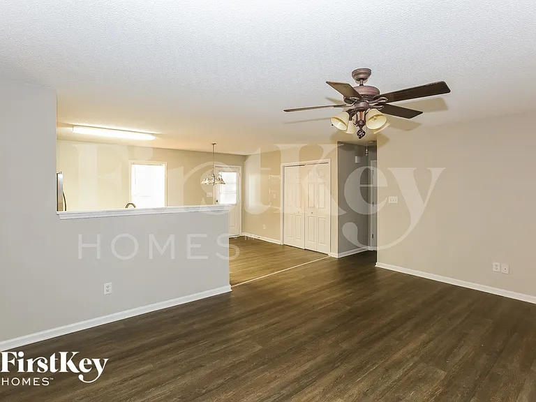 268 Southaven Ct — Photo 5