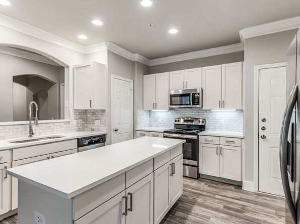 15000 Mansions View Dr APT 2306