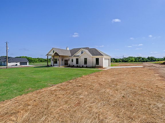 2nd image of 4406 Colony Rd