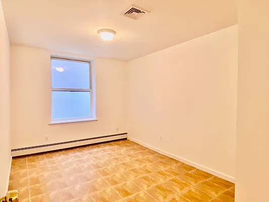 Rented by The Property Firm | media 6