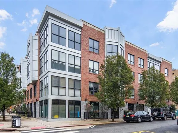 636 5th St APT 203, Hoboken, NJ 07030