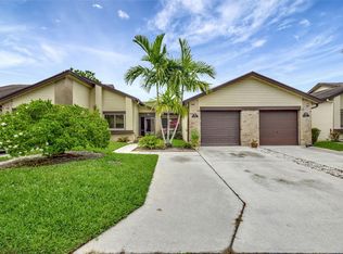 178 Ramblewood Circle, Royal Palm Beach, FL 33411