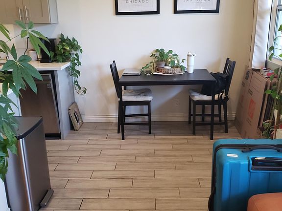 4th image of 2111 E Bermuda St #7