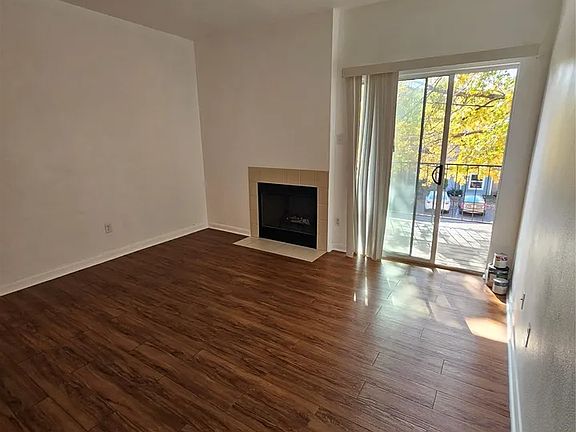 2nd image of 12166 Metric Blvd #1-265-265
