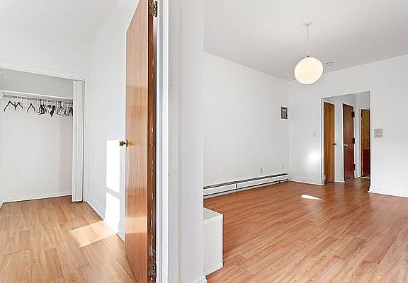 2nd image of 172 E 104th St APT 4C