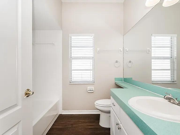 8712 Cypress Lakes Blvd — Photo 19