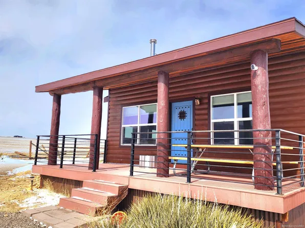 216 Lakeside Dr, Laramie, WY 82070