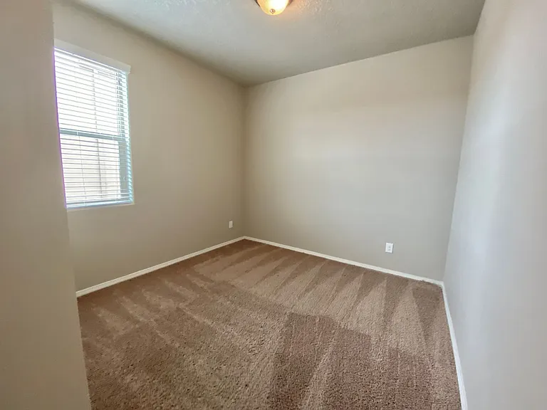 7000 Napoleon Rd NE — Photo 10