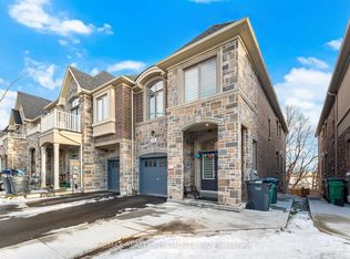 15 Dalbeattie Dr N, Brampton, ON L6Y 6H7