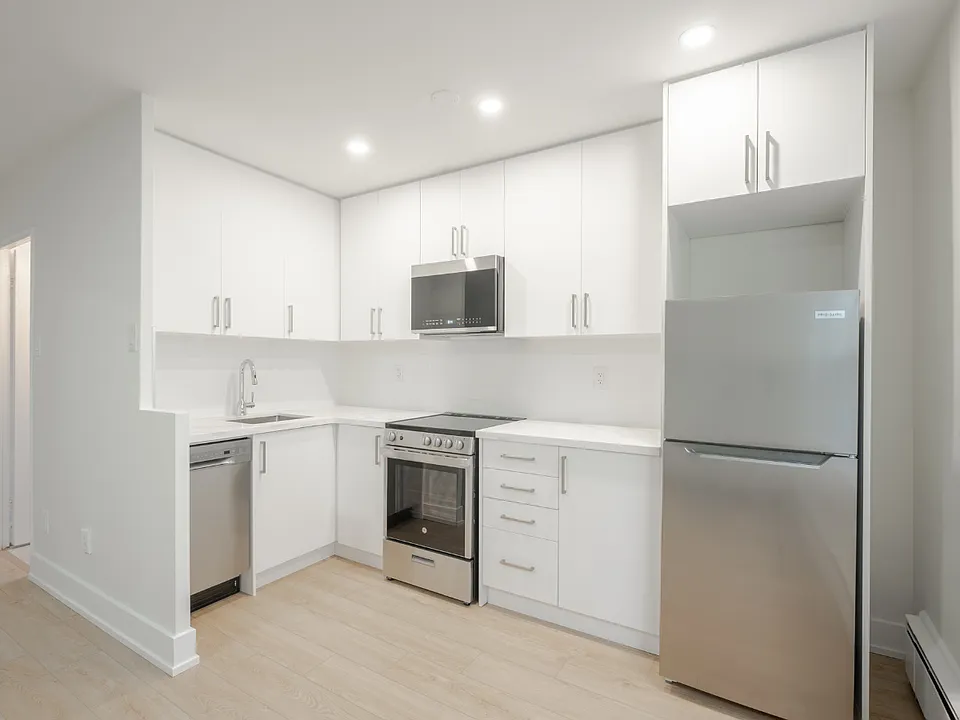 107 Redpath Ave
