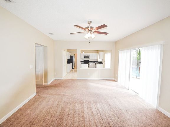 5th image of 3733 Lancewood Dr