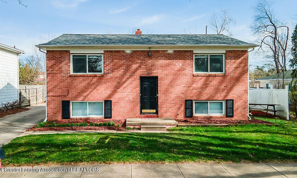 1st image of 1617 Greencrest Ave