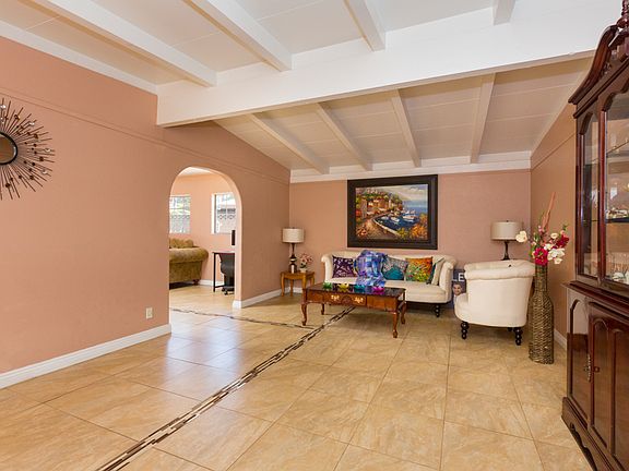5th image of 7401 El Tomaso Way