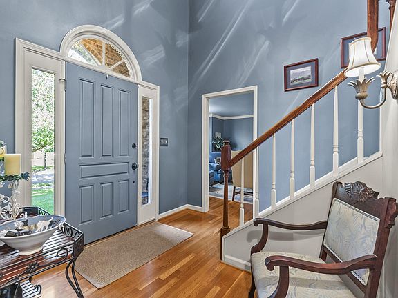 4th image of 4528 Clubhouse Dr