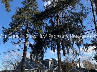 121 Rose Dr APT C, Lake Ronkonkoma, NY 11779
