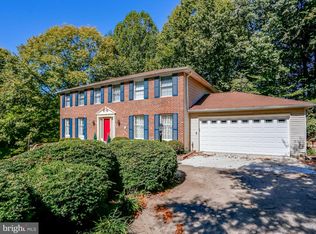 7817 Roundabout Way, Springfield, VA 22153