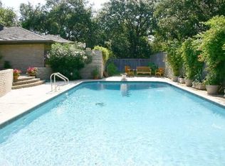 5220 Royal Crest Dr, Dallas, TX 75229