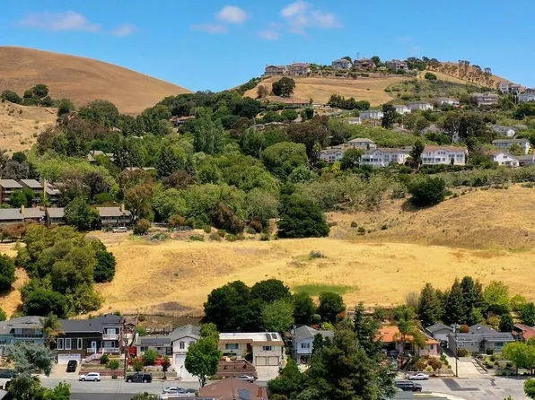 29831 Clearbrook Cir, Hayward, CA 94544