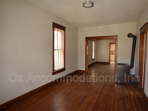 4th image of 531 Tenny Ave