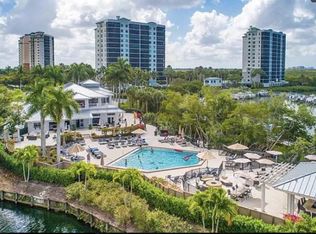 774 Wiggins Bay Dr, Naples, FL 34110