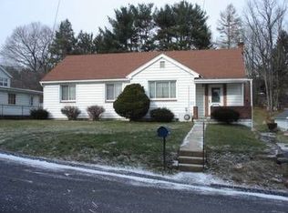 512 Spruce St, Pottsville, PA 17901