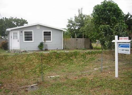 1st image of 2644 Kentucky St