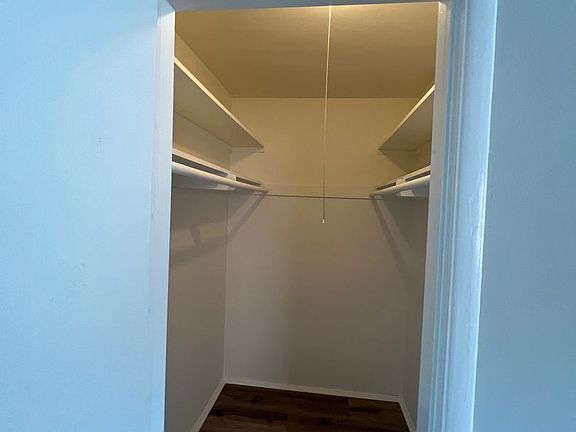 5th image of 4144-4152 Somerset Dr #52-09