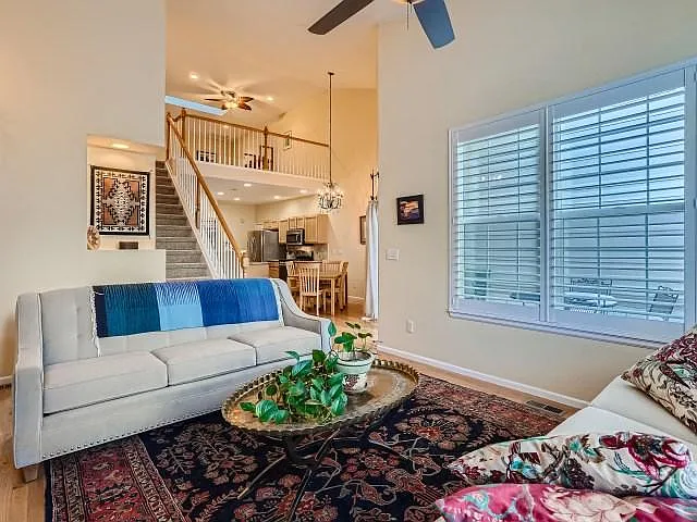 213 Remuda Ln #213