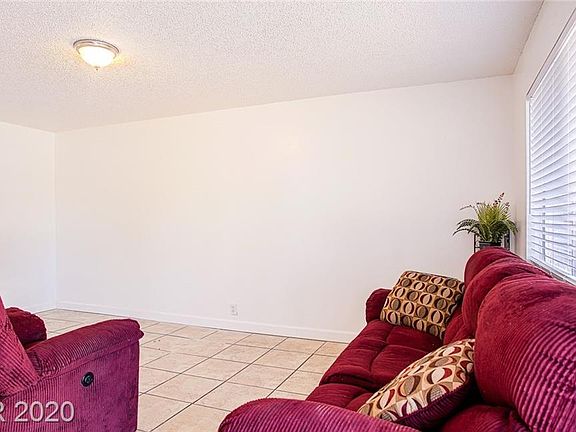 2nd image of 5132 Pebble Beach Blvd APT A