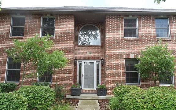 2nd image of 695 Bay Dr