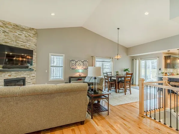 1821 DONDEE Road, Madison, WI 53716