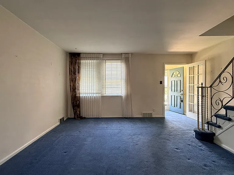 3303 Hartel Ave — Photo 48