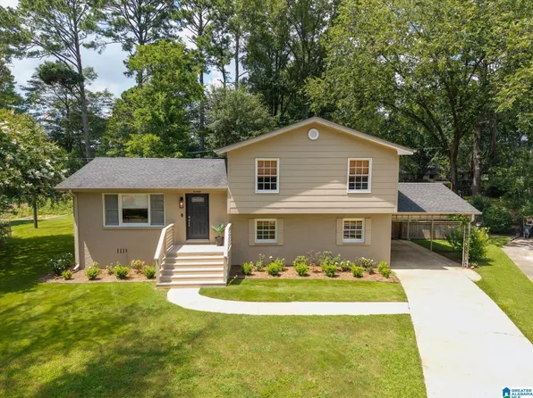 1068 Venetian Cir, Homewood, AL 35209