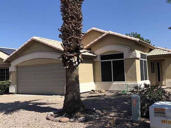 2nd image of 121 N Del Pueblo Pl