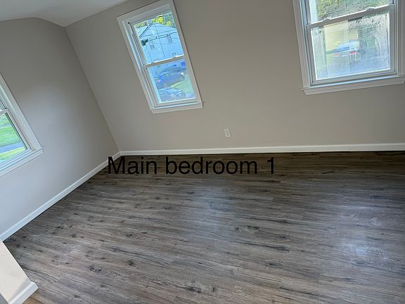 3rd image of 84 Higbie Dr