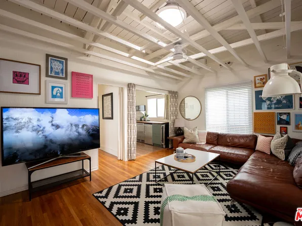 1032 N Hayworth Ave, West Hollywood, CA 90046