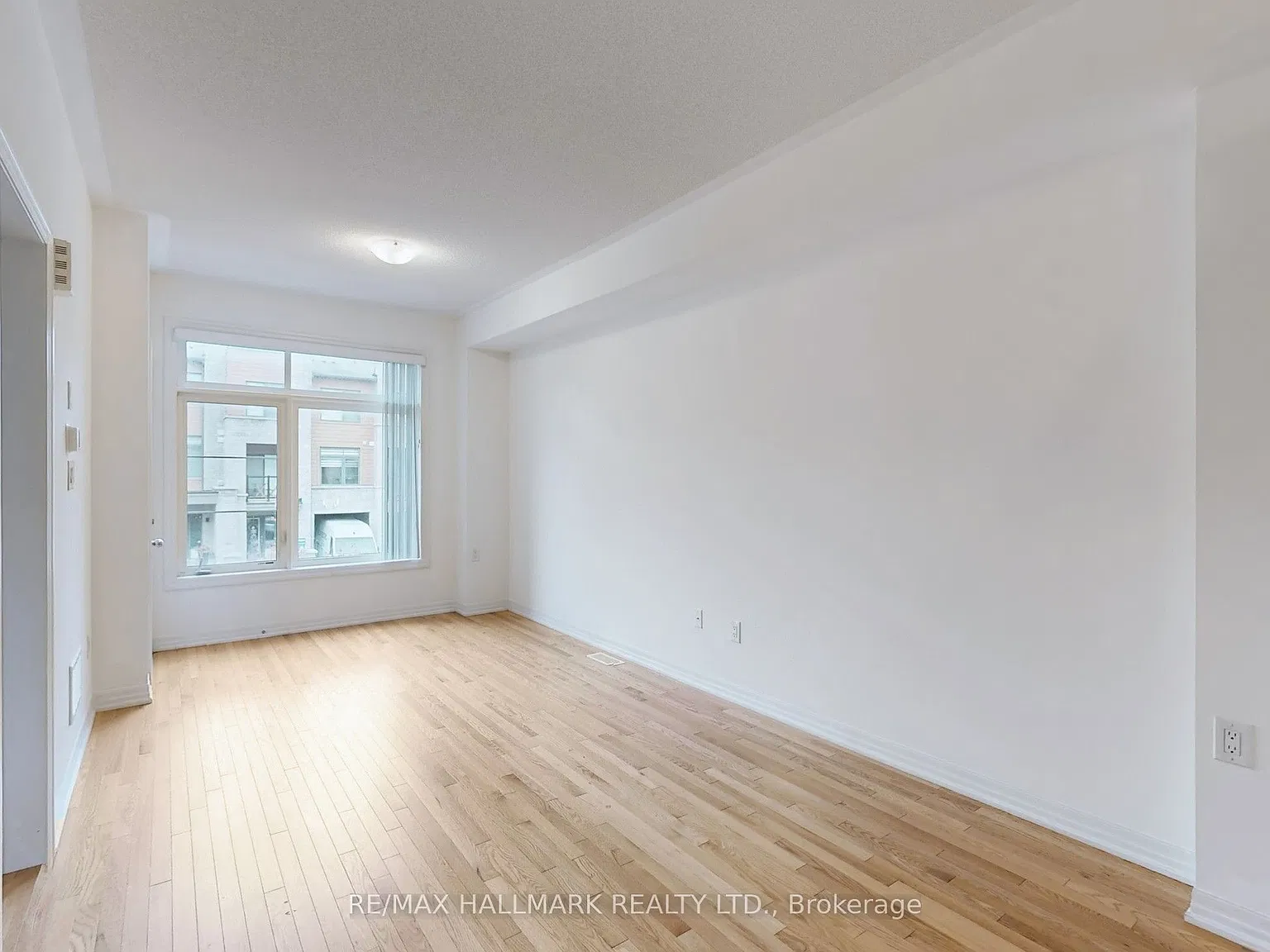 3 bed, $2,800 — Photo 4