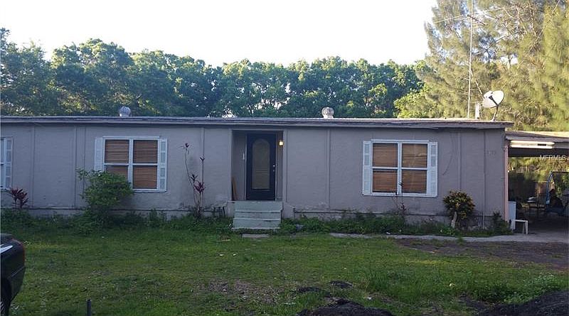 1st image of 8733 N Meadowview Cir
