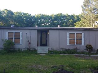 8733 N Meadowview Cir, Tampa, FL 33625