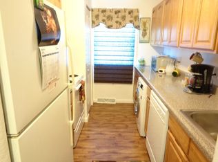 420 E Beau St #TOWNHOUSE, Washington, PA 15301